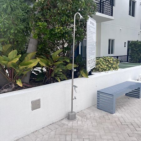 Master Bed Room In Calle Ocho Miami Ngoại thất bức ảnh