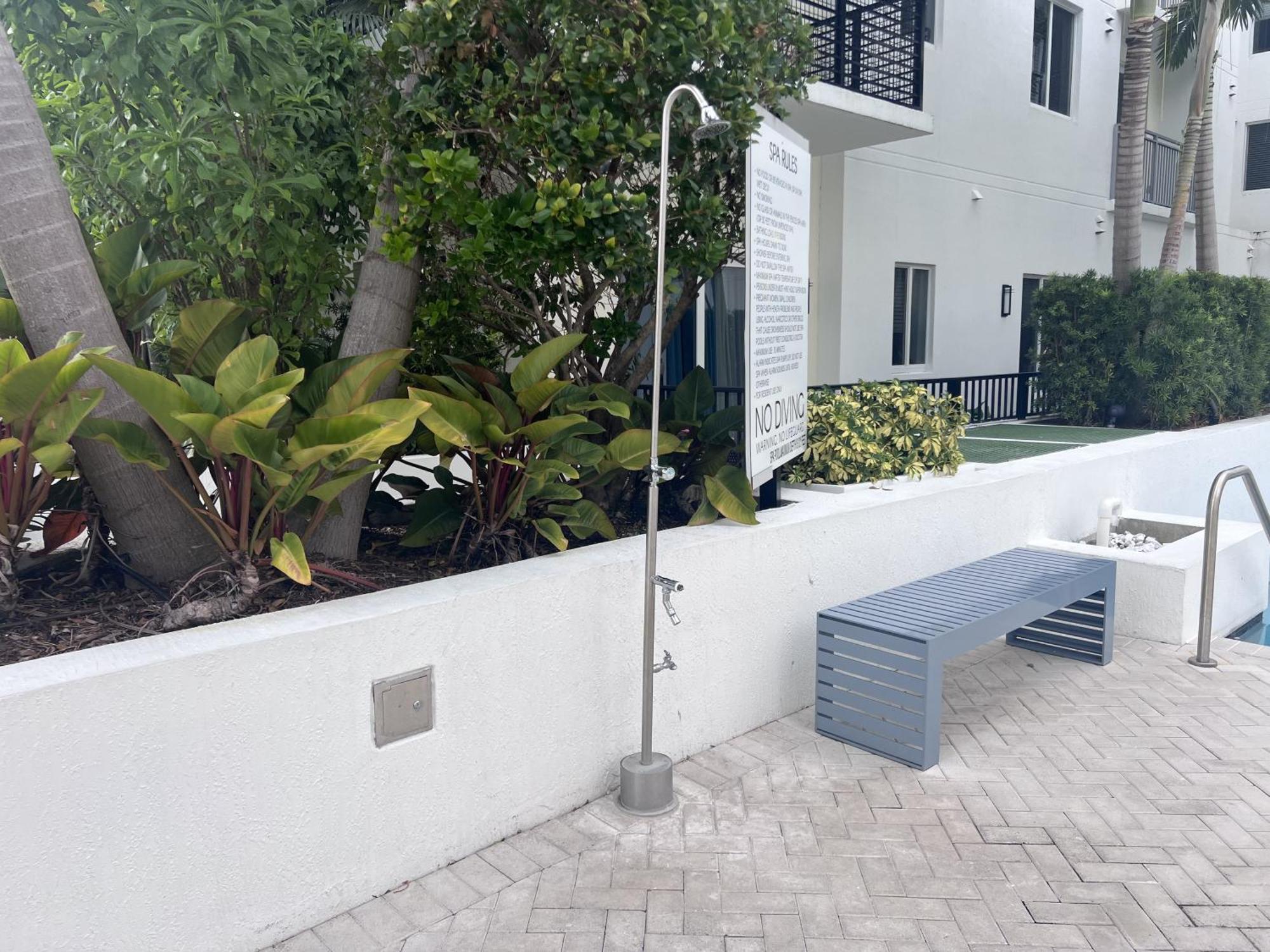 Master Bed Room In Calle Ocho Miami Ngoại thất bức ảnh