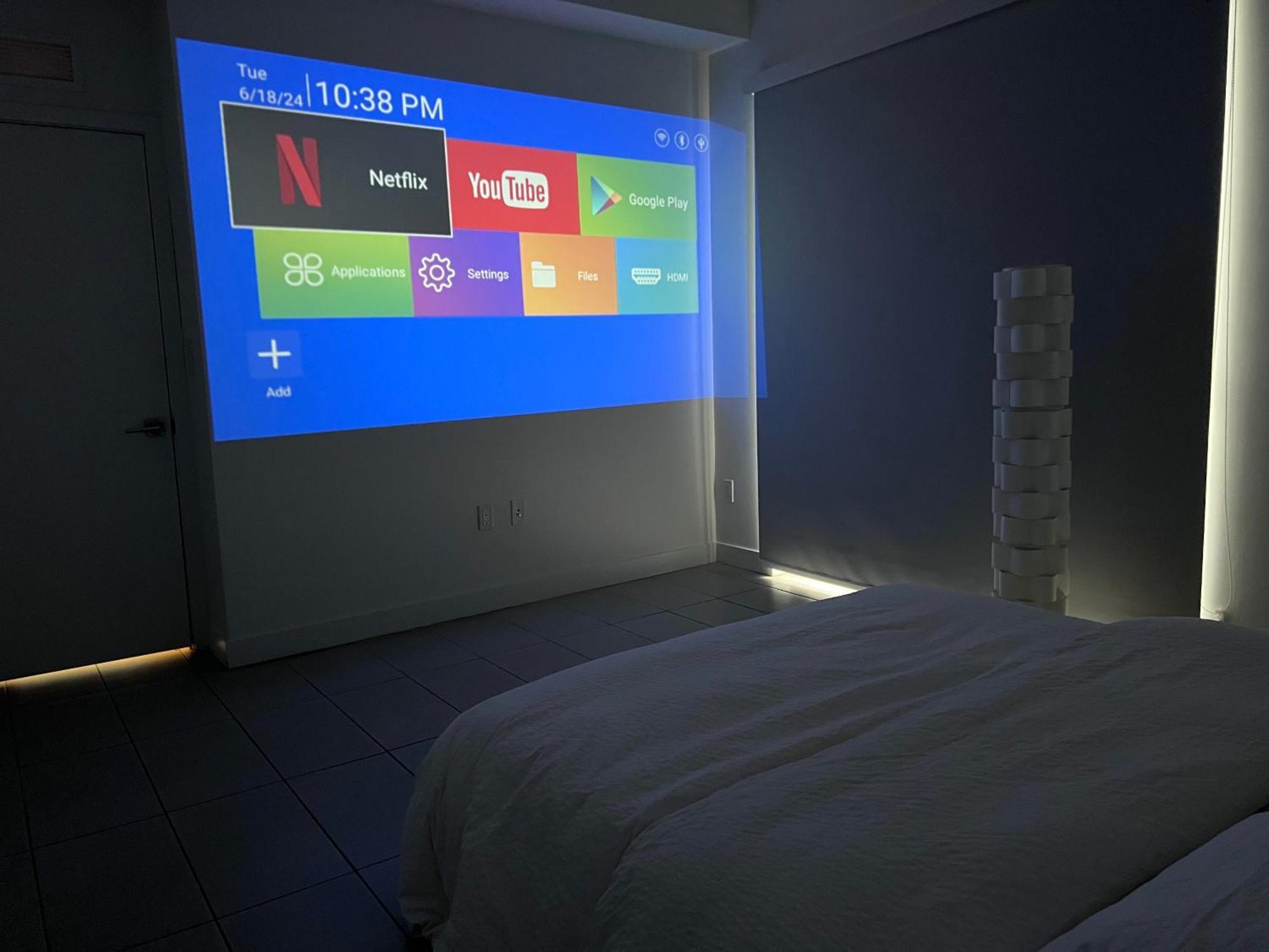 Master Bed Room In Calle Ocho Miami Ngoại thất bức ảnh